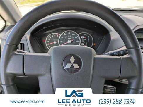 Used 2004 Mitsubishi Endeavor LS image 17