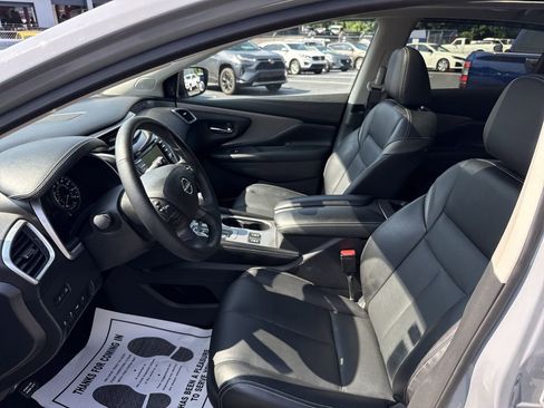 Used 2024 Nissan Murano SL image 15