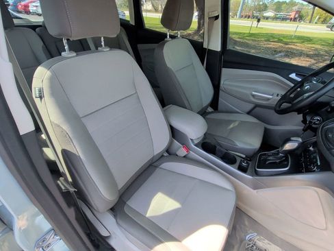 Used 2014 Ford C-MAX SE w/ Equipment Group 203A image 19