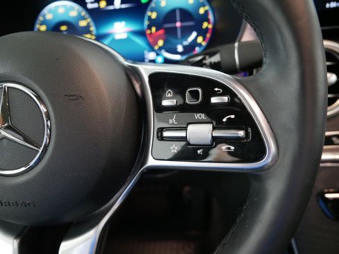 Used 2021 Mercedes-Benz GLC 300 4MATIC image 28