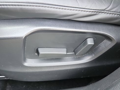 Used 2021 MAZDA CX-5 Touring image 24