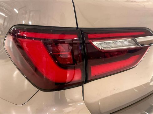 Used 2022 INFINITI QX80 Luxe w/ Cargo Package image 27