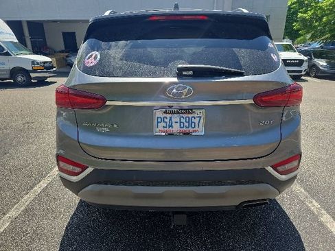 Used 2019 Hyundai Santa Fe Limited FWD image 4