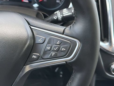 Used 2024 Chevrolet Equinox LT FWD image 10