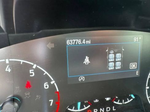 Used 2022 Ford Maverick XLT FWD image 6