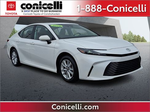Used 2025 Toyota Camry LE FWD image 1