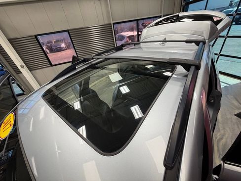 Used 2017 Subaru Forester 2.0XT Touring image 11