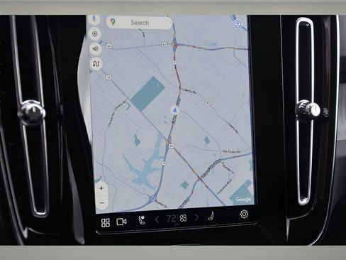 Certified 2025 Volvo XC40 B5 Core w/ Protection Package Premier image 20