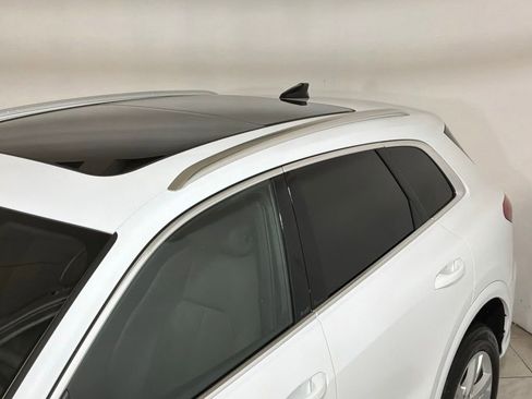 Certified 2025 Audi Q5 Premium w/ Convenience Package image 25