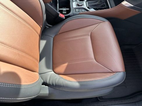 Used 2023 Subaru Forester Touring w/ Popular Package #3 image 19