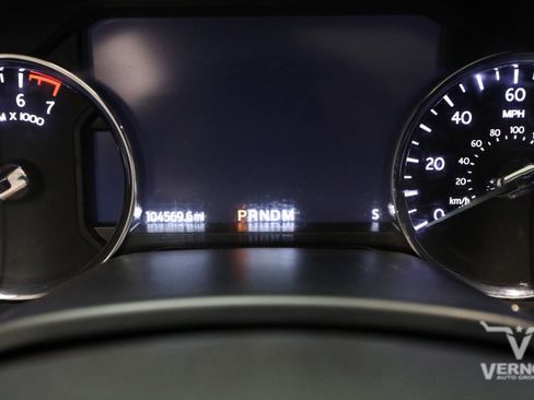 Used 2021 Ford Expedition Max Limited image 9