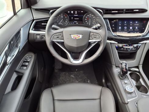 New 2025 Cadillac XT6 Premium Luxury w/ Technology Package image 10