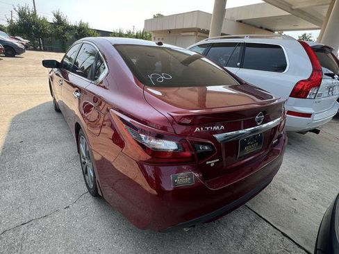 Used 2018 Nissan Altima 2.5 SR w/ SR Special Edition FWD image 4