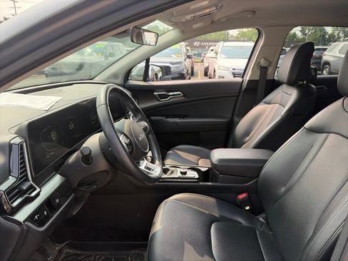 Used 2024 Kia Sportage EX AWD/4WD image 13