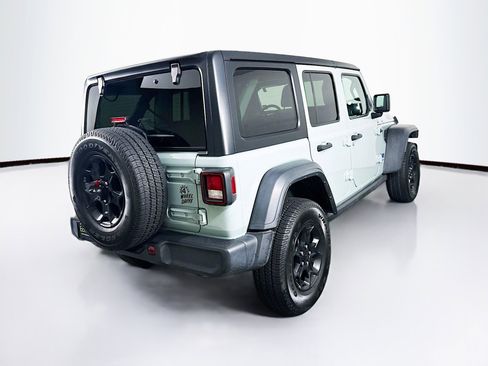 Used 2023 Jeep Wrangler Unlimited AWD/4WD image 9