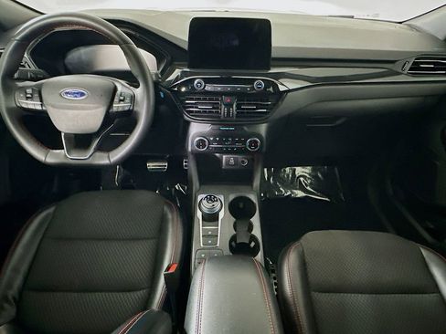 Used 2024 Ford Escape ST-Line image 16