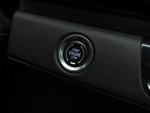 Used 2021 Cadillac Escalade Sport RWD image 21