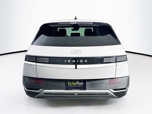 Used 2024 Hyundai Ioniq 5 SE image 7