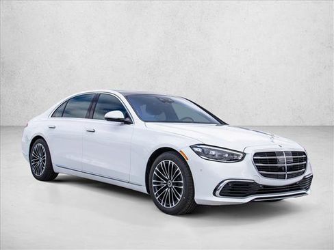 New 2026 Mercedes-Benz S 580 4MATIC Sedan image 3