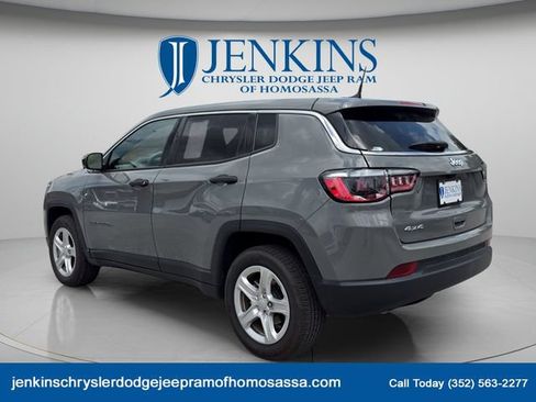 Used 2023 Jeep Compass Sport AWD/4WD image 7
