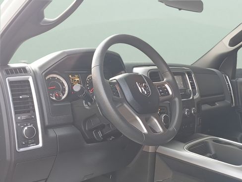 Used 2023 RAM 1500 Warlock AWD/4WD image 15