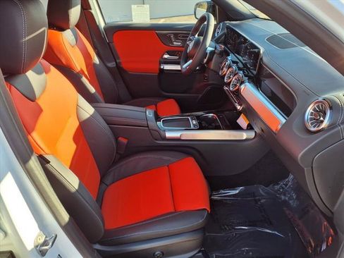 New 2026 Mercedes-Benz GLB 250 image 14