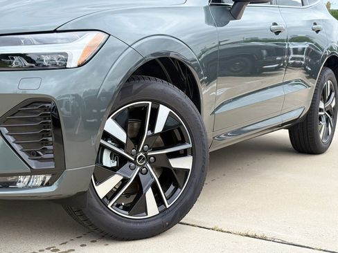New 2026 Volvo XC60 B5 Core w/ Protection Package Premier AWD/4WD image 10