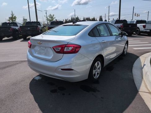 Used 2016 Chevrolet Cruze LS FWD image 5