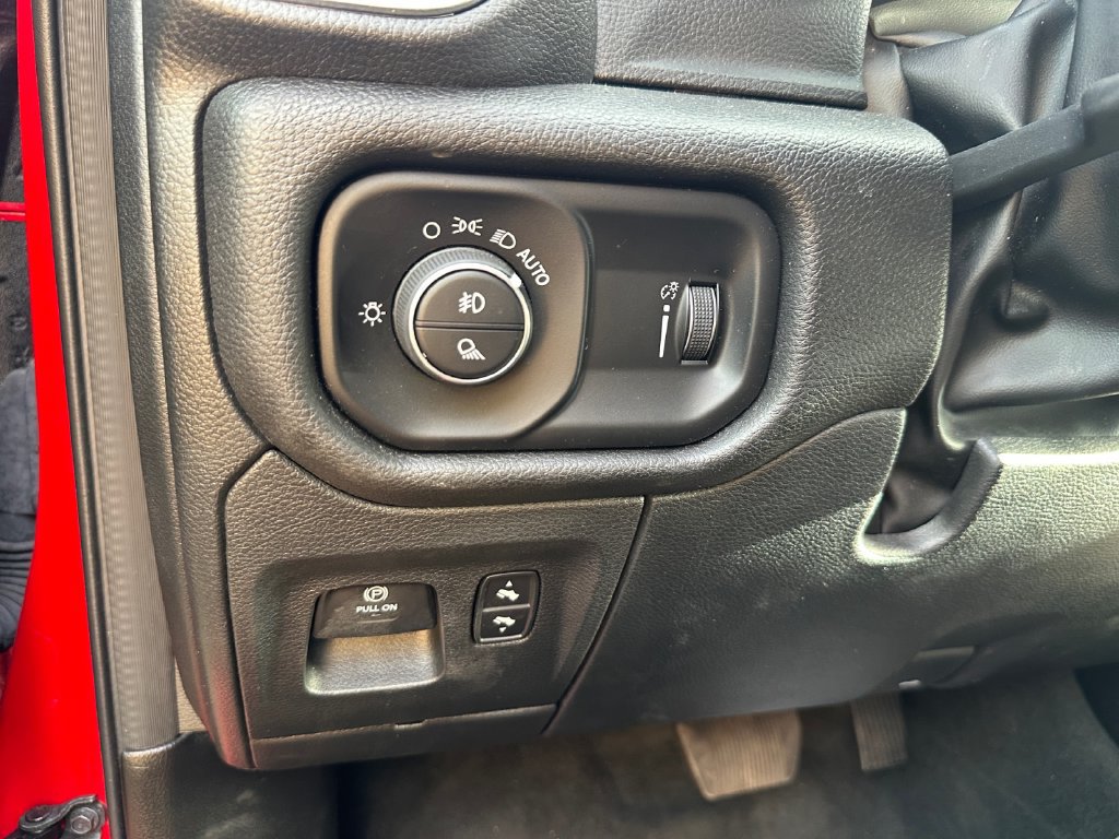 Used 2023 RAM 1500 Big Horn AWD/4WD image 24