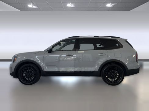 Used 2025 Kia Telluride EX X-Line AWD/4WD image 2