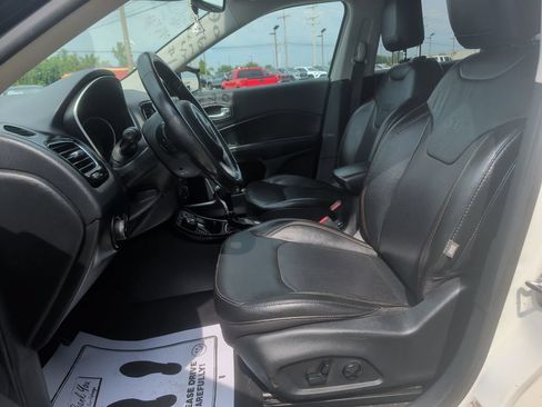Used 2020 Jeep Compass Limited AWD/4WD image 8