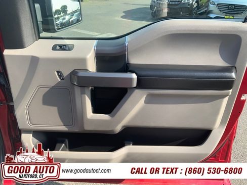 Used 2018 Ford F150 XLT w/ Equipment Group 302A Luxury AWD/4WD image 12
