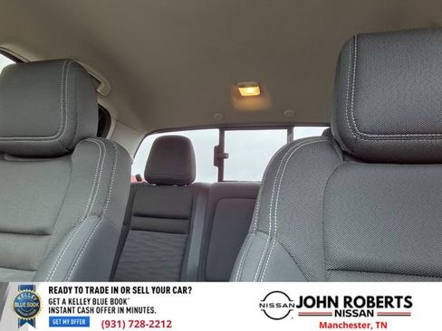 Used 2024 Nissan Frontier SV w/ SV Convenience Package image 23