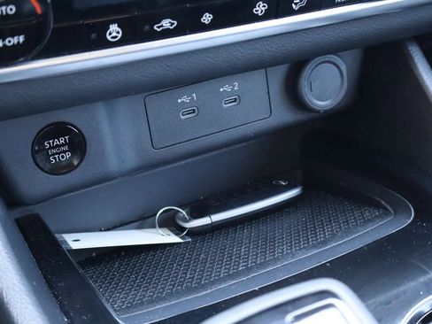 Used 2024 Nissan Rogue SV w/ SV Premium Package FWD image 25