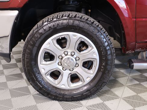 Used 2018 RAM 2500 Laramie w/ Convenience Group image 18