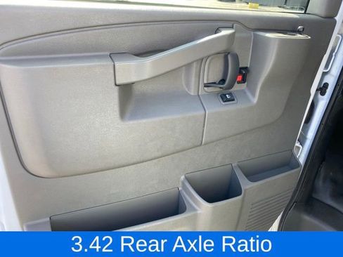 Used 2024 GMC Savana 2500 Extended image 12