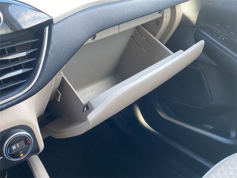 Used 2020 Ford Escape SE Sport image 30