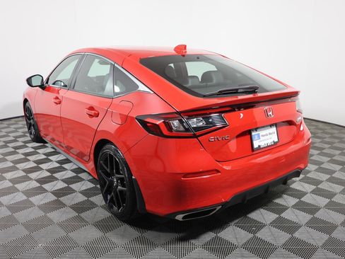 Used 2024 Honda Civic Sport Touring image 7