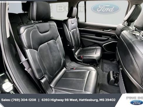 Used 2021 Jeep Grand Cherokee L Limited image 19