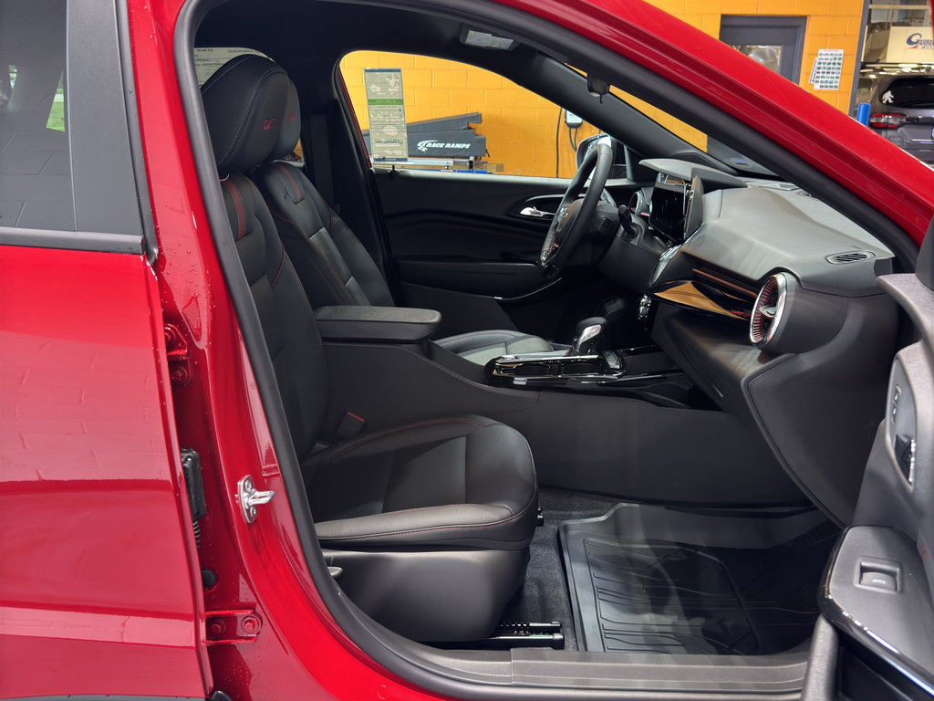 New 2026 Chevrolet Trax RS w/ Driver Confidence Package FWD image 15
