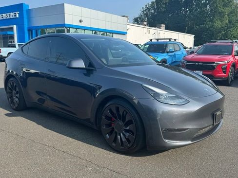 Used 2022 Tesla Model Y Performance AWD/4WD image 26