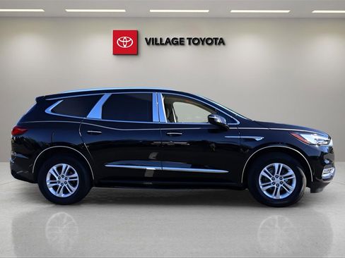 Used 2020 Buick Enclave Essence image 6