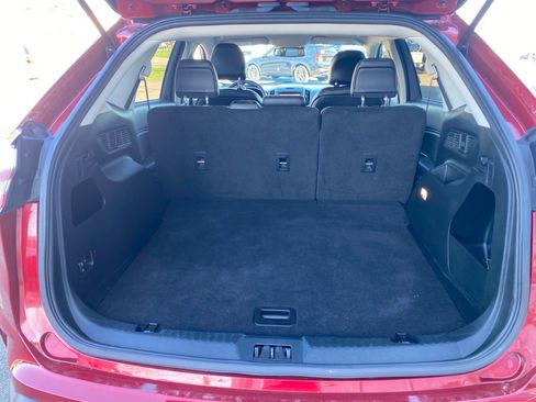 Used 2019 Ford Edge SEL w/ Equipment Group 201A AWD/4WD image 25