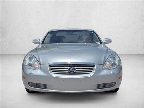 Used 2002 Lexus SC 430 Convertible RWD image 2