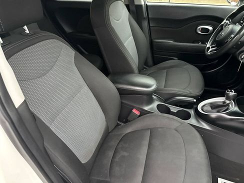 Used 2019 Kia Soul + FWD image 25