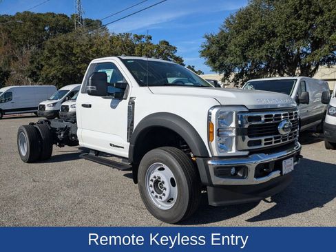 New 2025 Ford F600 4x4 Regular Cab Super Duty w/ XL Chrome Package image 2