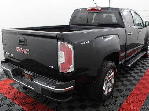 Used 2016 GMC Canyon SLT w/ Driver Alert Package image 6
