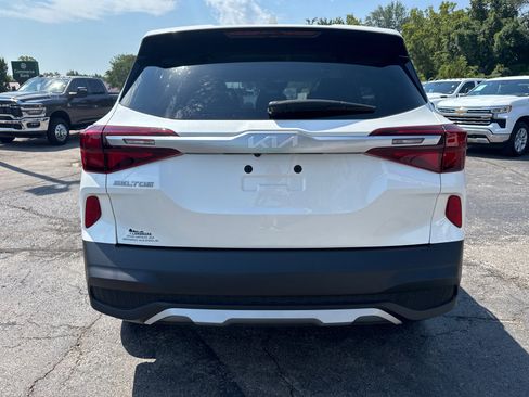 Used 2023 Kia Seltos LX image 4