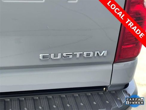 Used 2024 Chevrolet Silverado 2500 Custom w/ Custom Convenience Package image 8