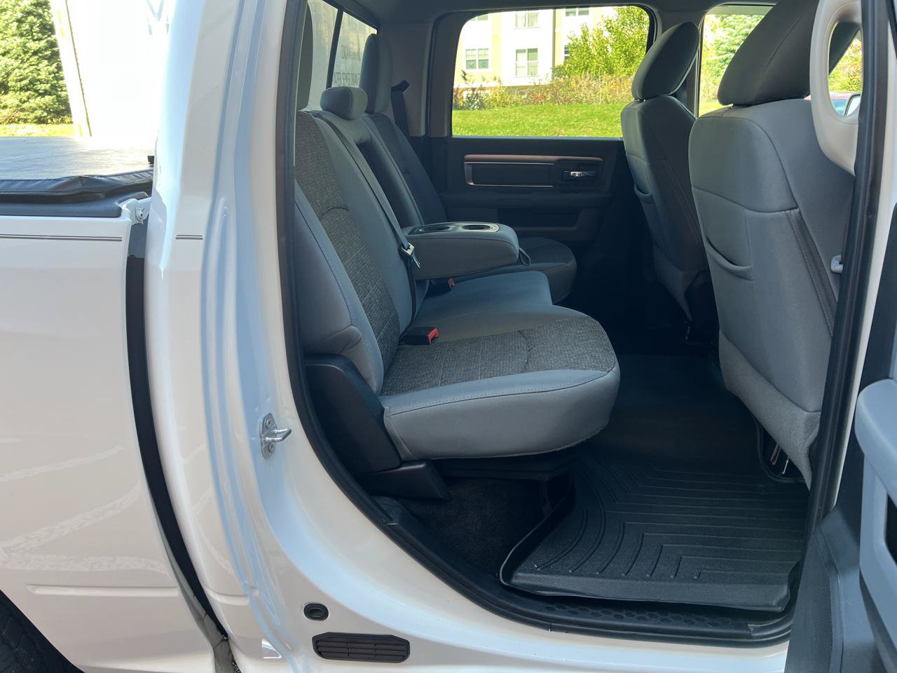 Used 2017 RAM 1500 Big Horn AWD/4WD image 15